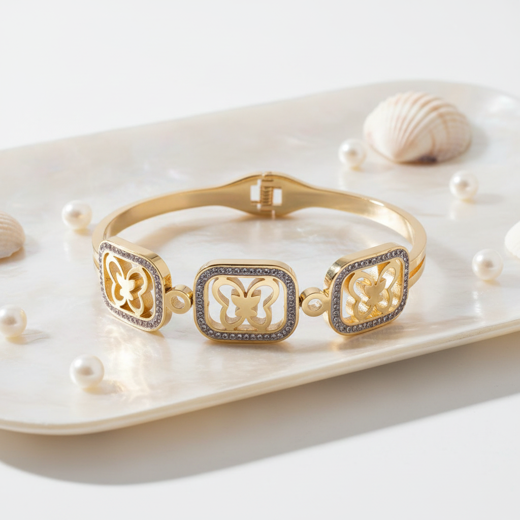 Flat Lay with Shell Tray