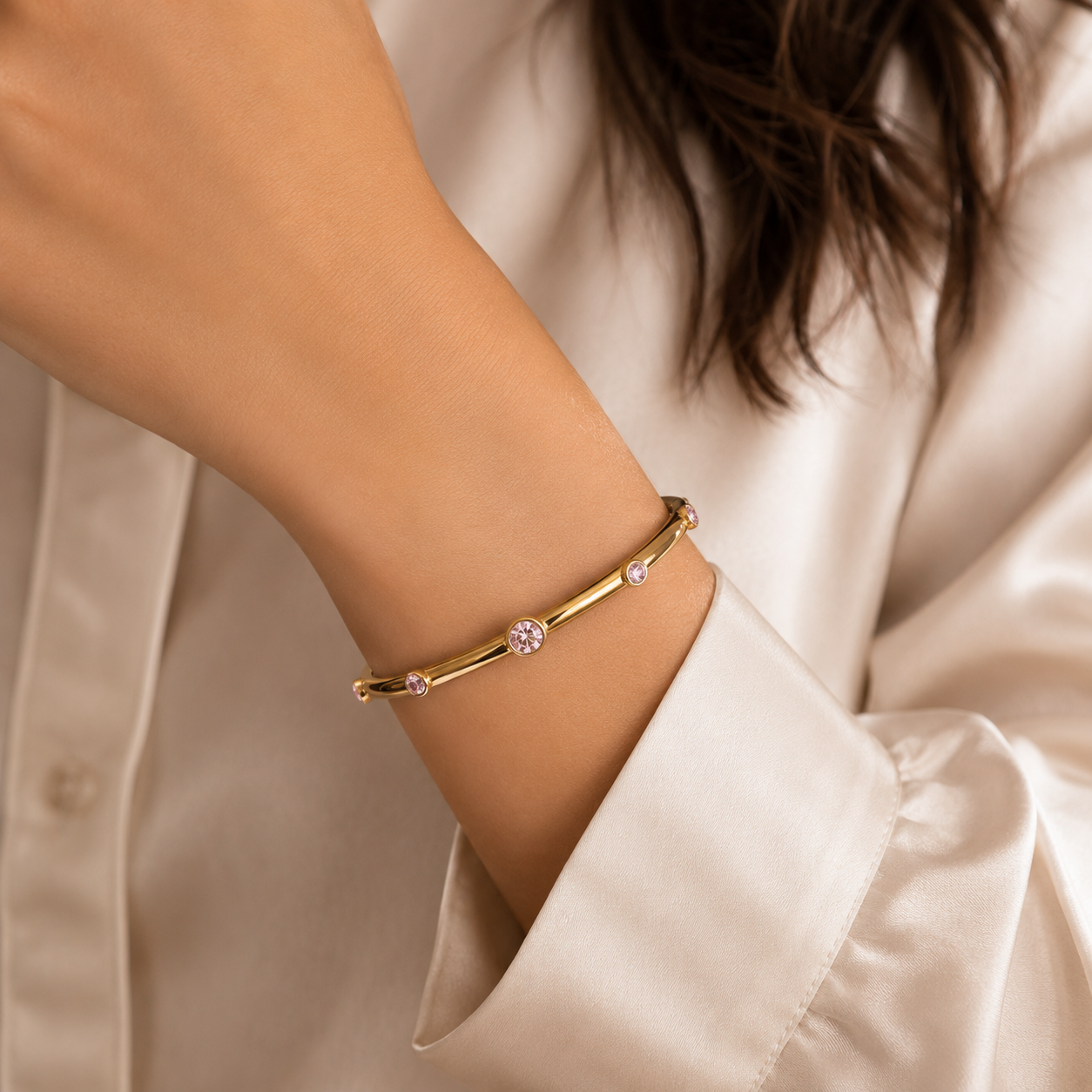 Scattered Solitaire Anti-Tarnish 18k Thick Gold Plated Bangle