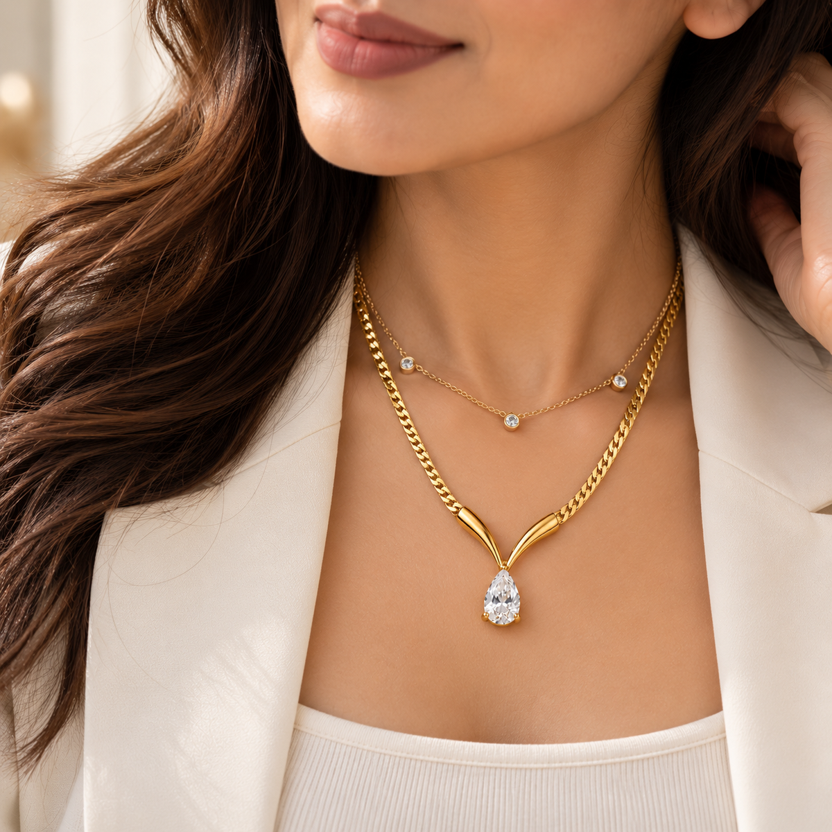 Elara Pear Drop Necklace
