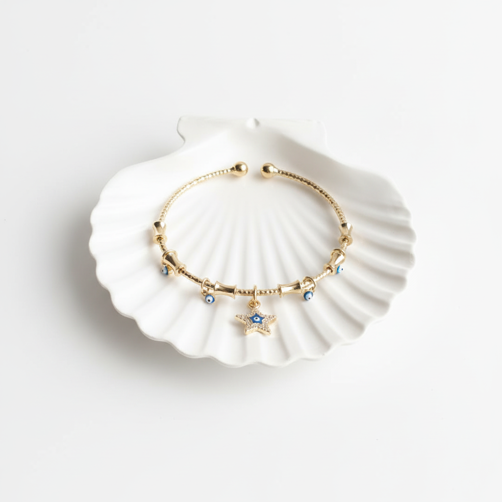 Flat Lay Shell Tray Cuff