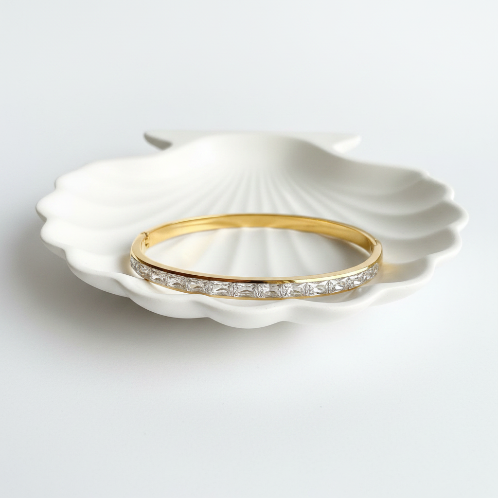 Flat Lay — White Shell Tray
