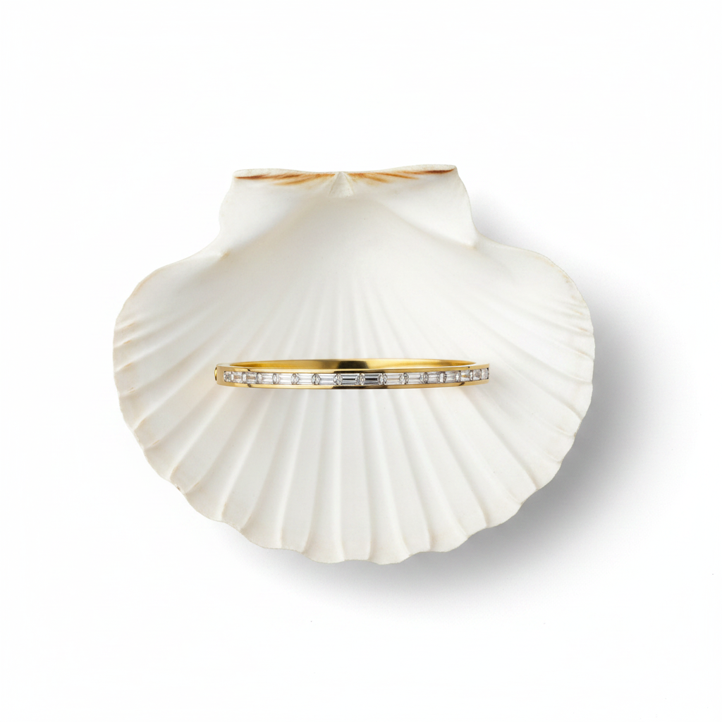 Flat Lay – White Shell Tray