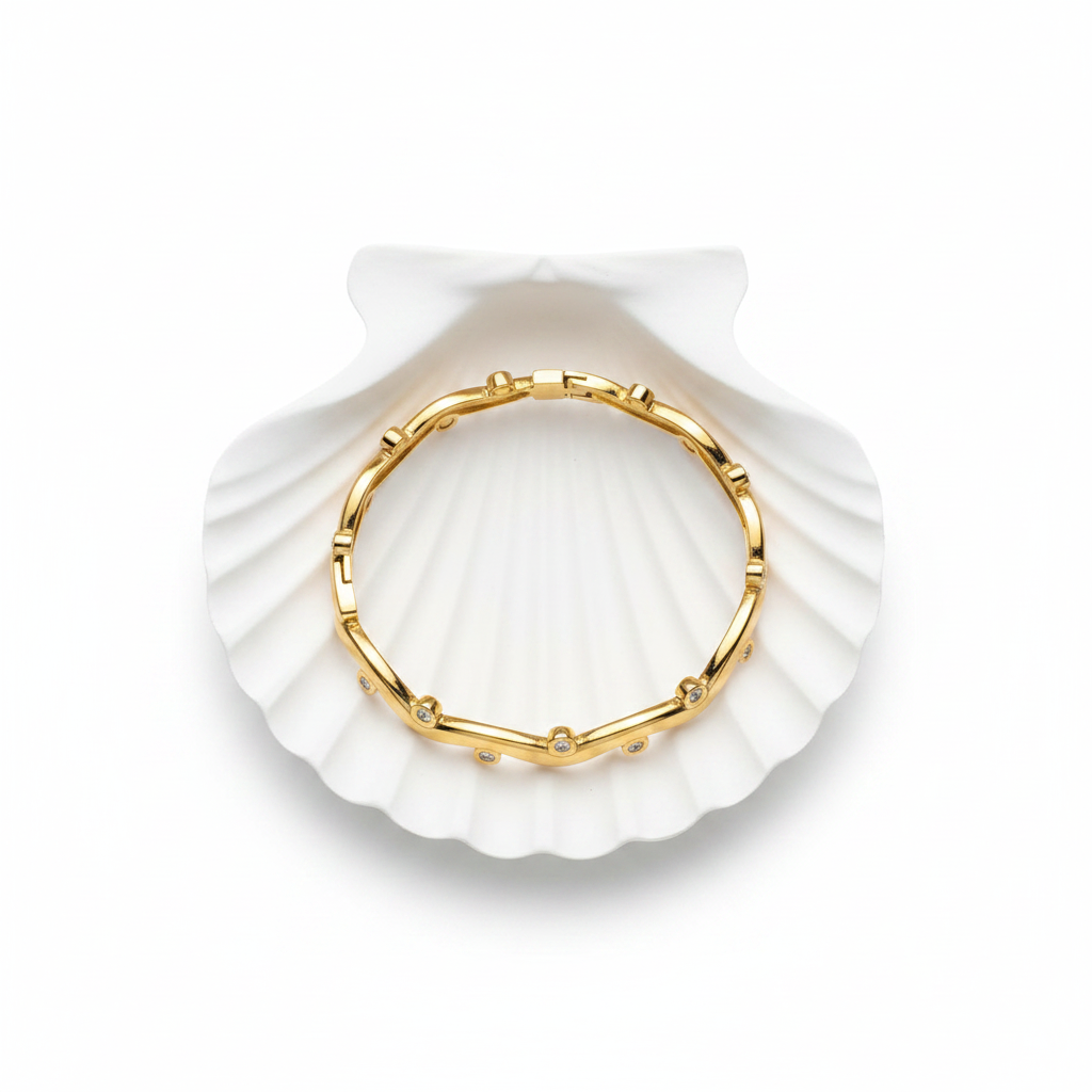 Flat Lay – White Shell Tray