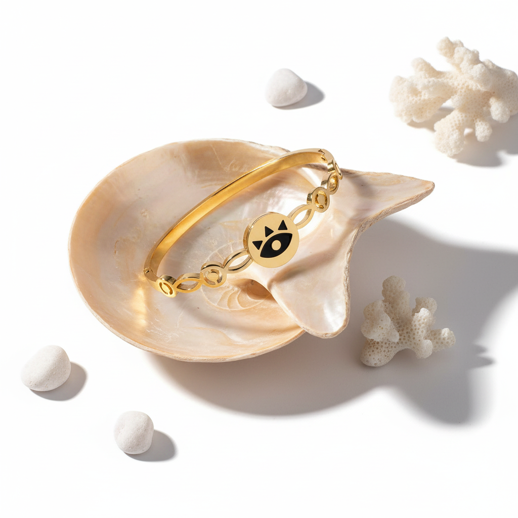 Flat Lay with Shell Tray