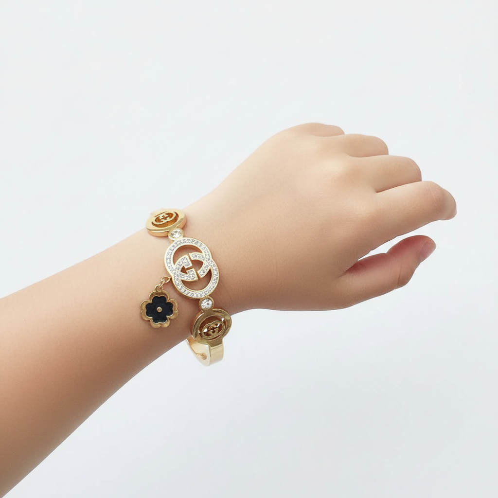 Lifestyle Wrist Shot Gold