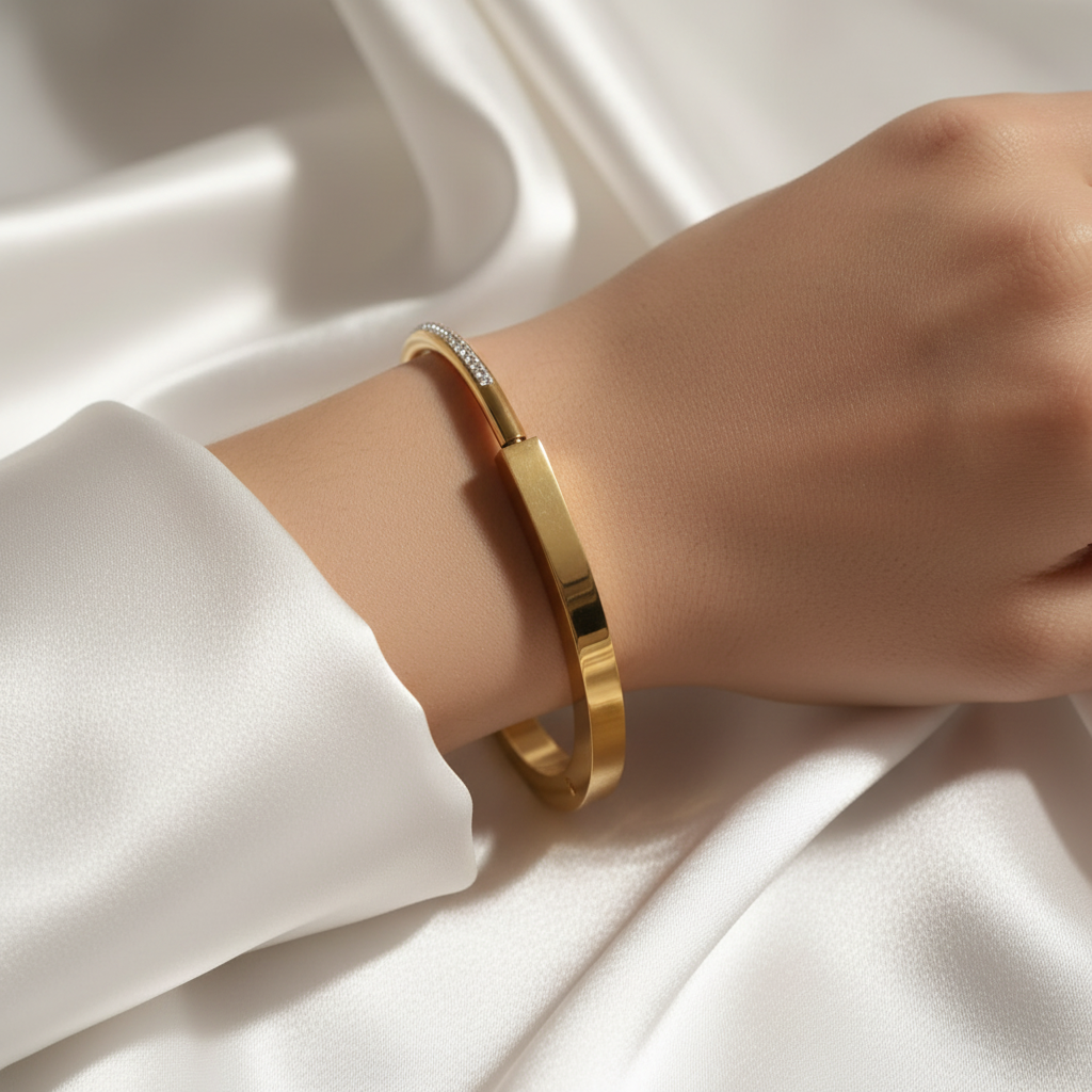 Luxury Lifestyle Wrist Shot